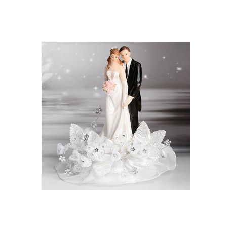Sposi eleganti con bouquet e pizzo per torte